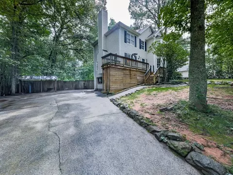6023 Jonathan Trce, Canton, GA 30115