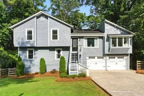 5100 Ravenwood Dr, Marietta, GA 30066