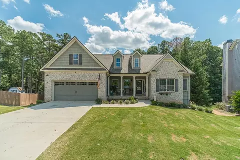 468 Copper Ridge Dr, Loganville, GA 30052