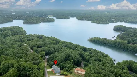 3102 Manor Rdg, Gainesville, GA 30506