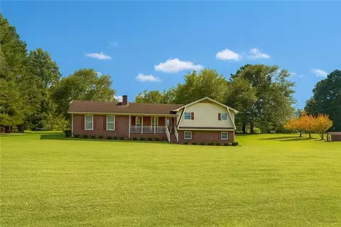 3415 Spot Rd, Cumming, GA 30040