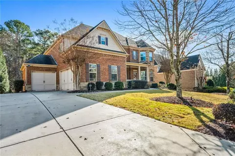 2572 Walden Estates Dr, Marietta, GA 30062