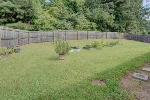 Exterior - 140 Ridge Pointe Dr, Covington, GA 30016 photo 4 of 6