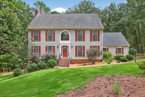 82 Cedar Blf, Winder, GA 30680