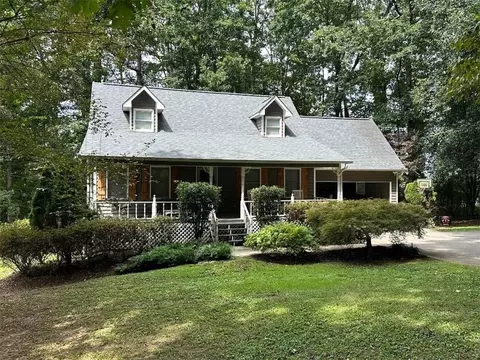 175 Highland Dr SW, Calhoun, GA 30701