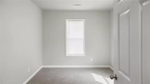 Bedroom - 2793 Suwanee Ave, Macon, GA 31204 photo 9 of 10