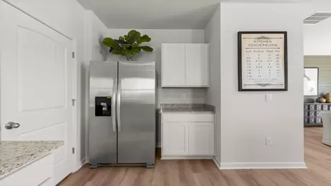 Kitchen - 123 Rolling Meadow Trce, Jasper, GA 30143 photo 2 of 2