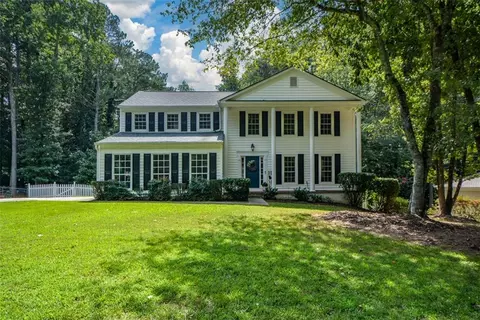5568 Fitzpatrick Trce, Peachtree Corners, GA 30092