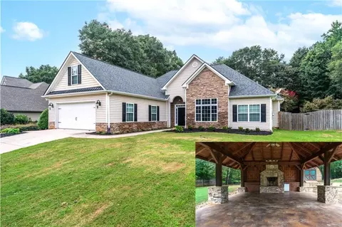 214 Palmer Ct, Jefferson, GA 30549