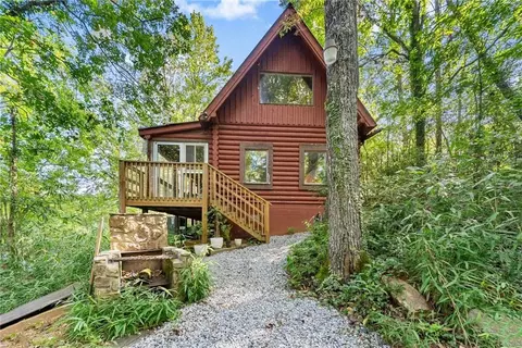 657 Rock Chimney Ln, Dahlonega, GA 30533