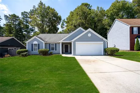 3383 Lochness Ln, Powder Springs, GA 30127