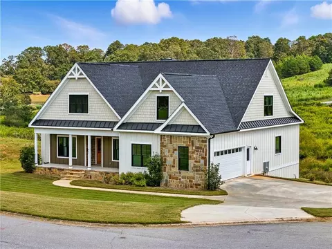 865 Sweetgrass Ct, Demorest, GA 30535