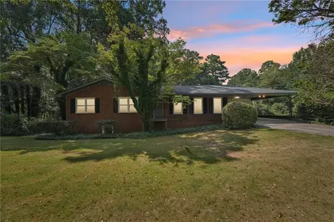 2573 Lake Jodeco Rd, Jonesboro, GA 30236