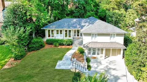 806 Brookridge Dr NE, Atlanta, GA 30306