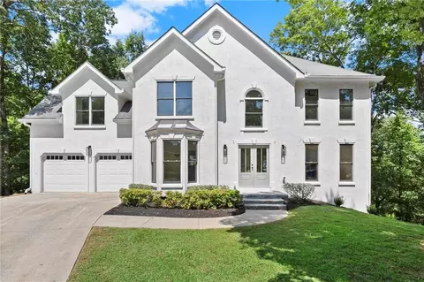 510 Deer Cliff Ct, Woodstock, GA 30189