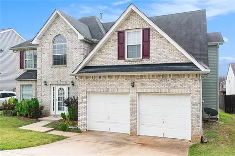 1762 Wood Stork Dr, Hampton, GA 30228