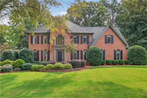 230 Tynebrae Pl, Roswell, GA 30075