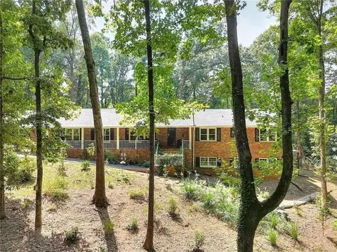 2135 Masonwood Cir SW, Snellville, GA 30078