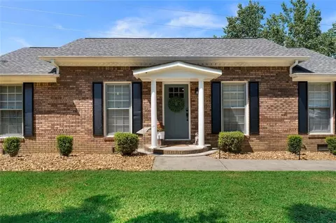 166 Hall Memorial Rd NW, Calhoun, GA 30701
