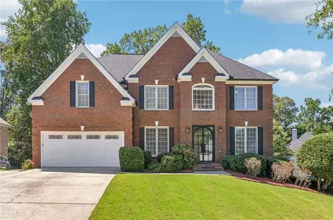 6765 Crofton Dr, Alpharetta, GA 30005
