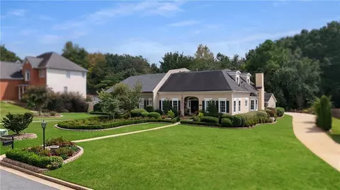 5215 Coacoochee Ter, Johns Creek, GA 30022