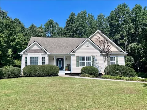 113 Nelson Ridge Dr, Ball Ground, GA 30107