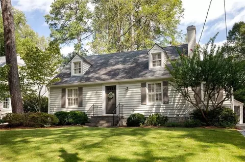 789 Longwood Dr NW, Atlanta, GA 30305