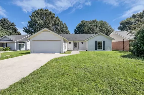 10 English Saddle Ct, Savannah, GA 31406