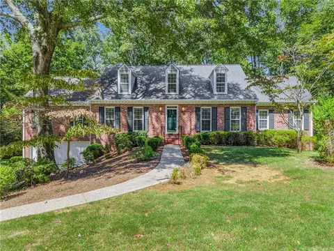 2869 Old Sewell Rd, Marietta, GA 30068
