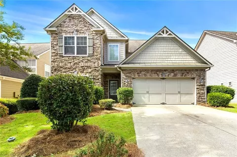 7744 Soaring Eagle Dr, Flowery Branch, GA 30542