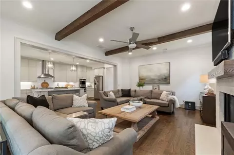 Living - 3505 Keswick Dr, Chamblee, GA 30341 photo 1 of 2