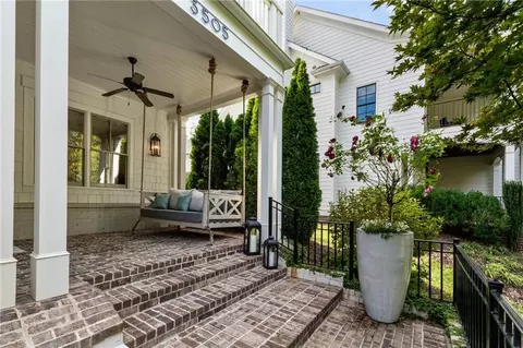 Exterior - 3505 Keswick Dr, Chamblee, GA 30341 photo 7 of 15