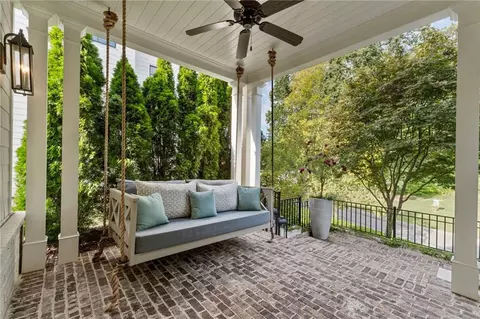 Exterior - 3505 Keswick Dr, Chamblee, GA 30341 photo 2 of 15