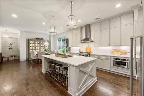 Kitchen - 3505 Keswick Dr, Chamblee, GA 30341 photo 3 of 4