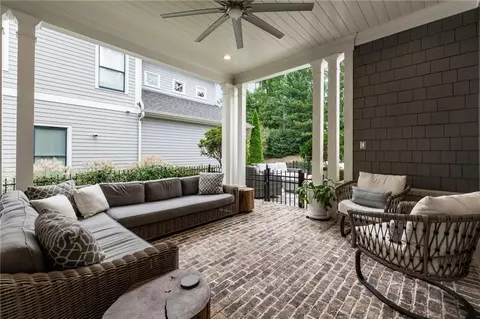 Exterior - 3505 Keswick Dr, Chamblee, GA 30341 photo 9 of 15
