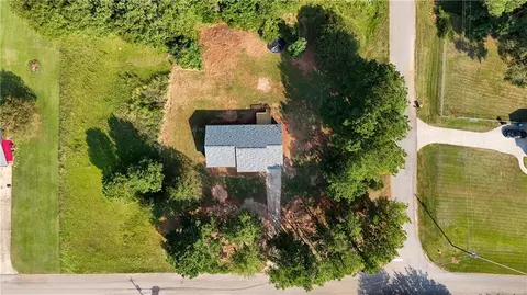 View/Area - 417 Phillips Dr NW, Monroe, GA 30656 photo 1 of 5