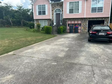 3200 Paces Landing Dr, Lawrenceville, GA 30044