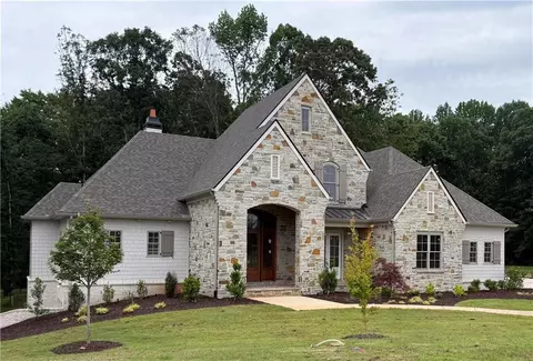 5309 Founders Way, Flowery Branch, GA 30542