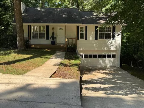 2610 Fleetwood Dr, Cumming, GA 30041