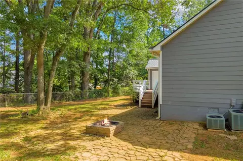 Exterior - 101 Elberta St, Mcdonough, GA 30253 photo 12 of 15