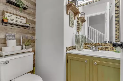 Bath - 101 Elberta St, Mcdonough, GA 30253 photo 1 of 6