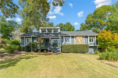 2821 Interlaken Dr, Marietta, GA 30062