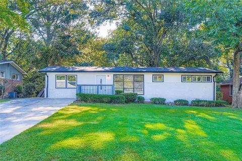 2712 Davidson Dr, Lithonia, GA 30058
