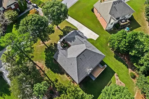 2545 Amberbrook Ln, Grayson, GA 30017
