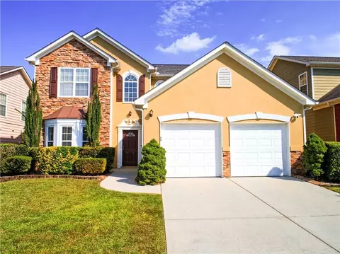 1480 Leisure Lake Dr, Lawrenceville, GA 30044