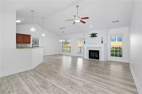 4804 Turtle Cv, Gainesville, GA 30504 photo 8