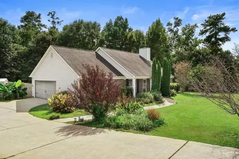 121 Ducati Dr, Mcdonough, GA 30252