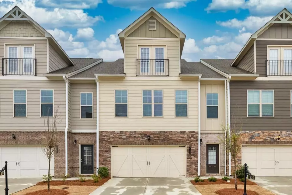  2020 Manor Pointe Dr #19, Cumming, GA 30041 photo 1
