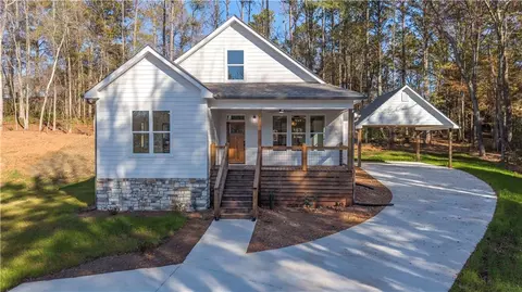 311 Kensington Cir, Bremen, GA 30110
