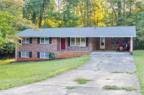 1966 Pine Hill Cir NW, Kennesaw, GA 30144